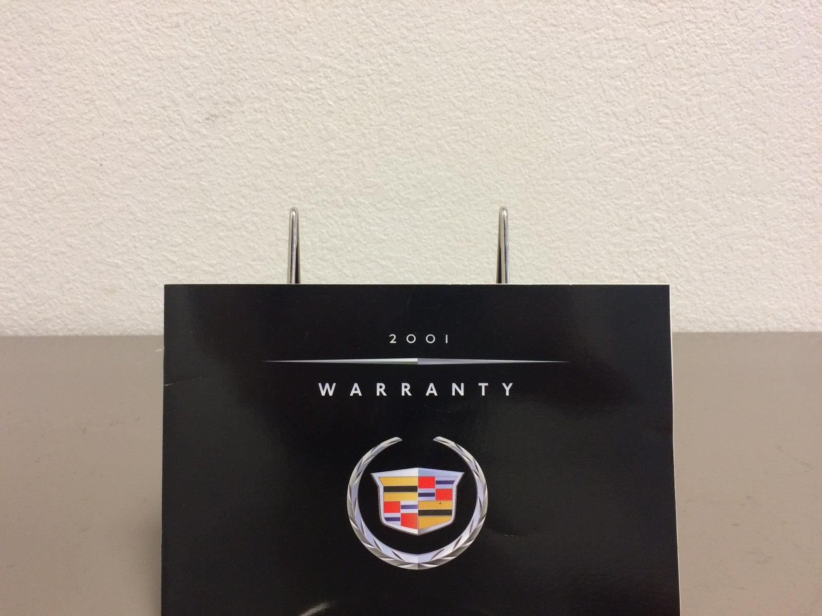 2001 Cadillac DeVille Genuine OEM Owner's Manual Set w/Case--Free Shipping!