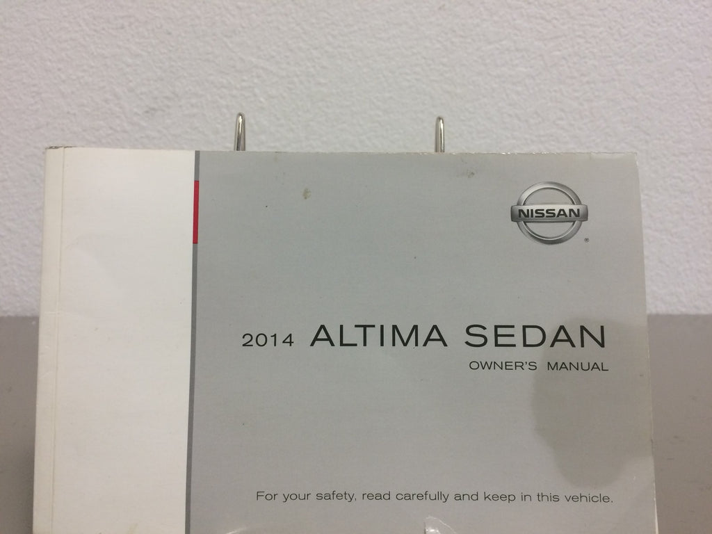 2014 Nissan Altima Sedan Genuine OEM Owner's Manual Set w/Nissan Case