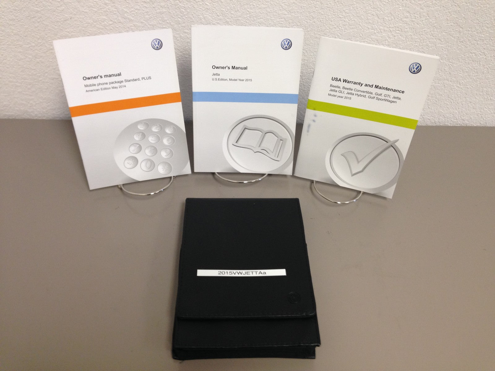 2015 Volkswagen VW Jetta Genuine OEM Owner's Manual Set w/Case--Free Shipping!