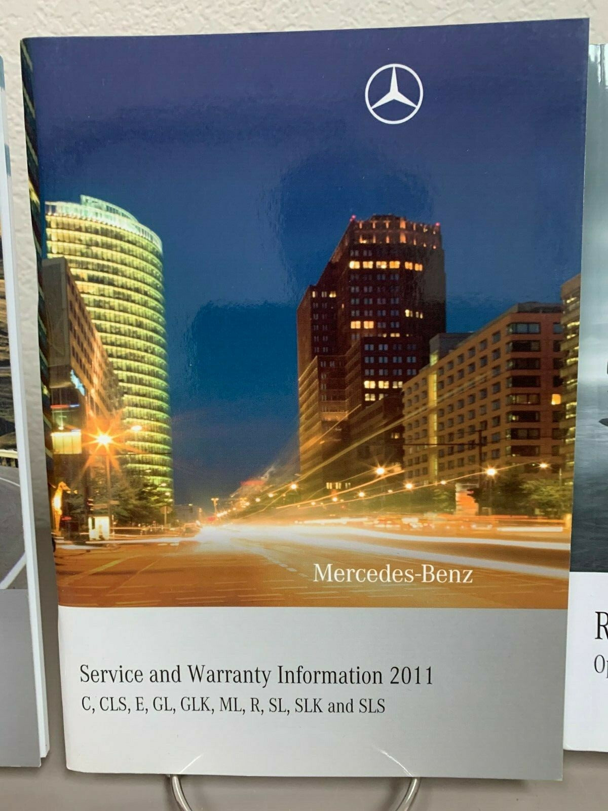 2011 Mercedes Benz R350 BLUETECH Genuine OEM Owner's Manual Set w/Case & COMAND