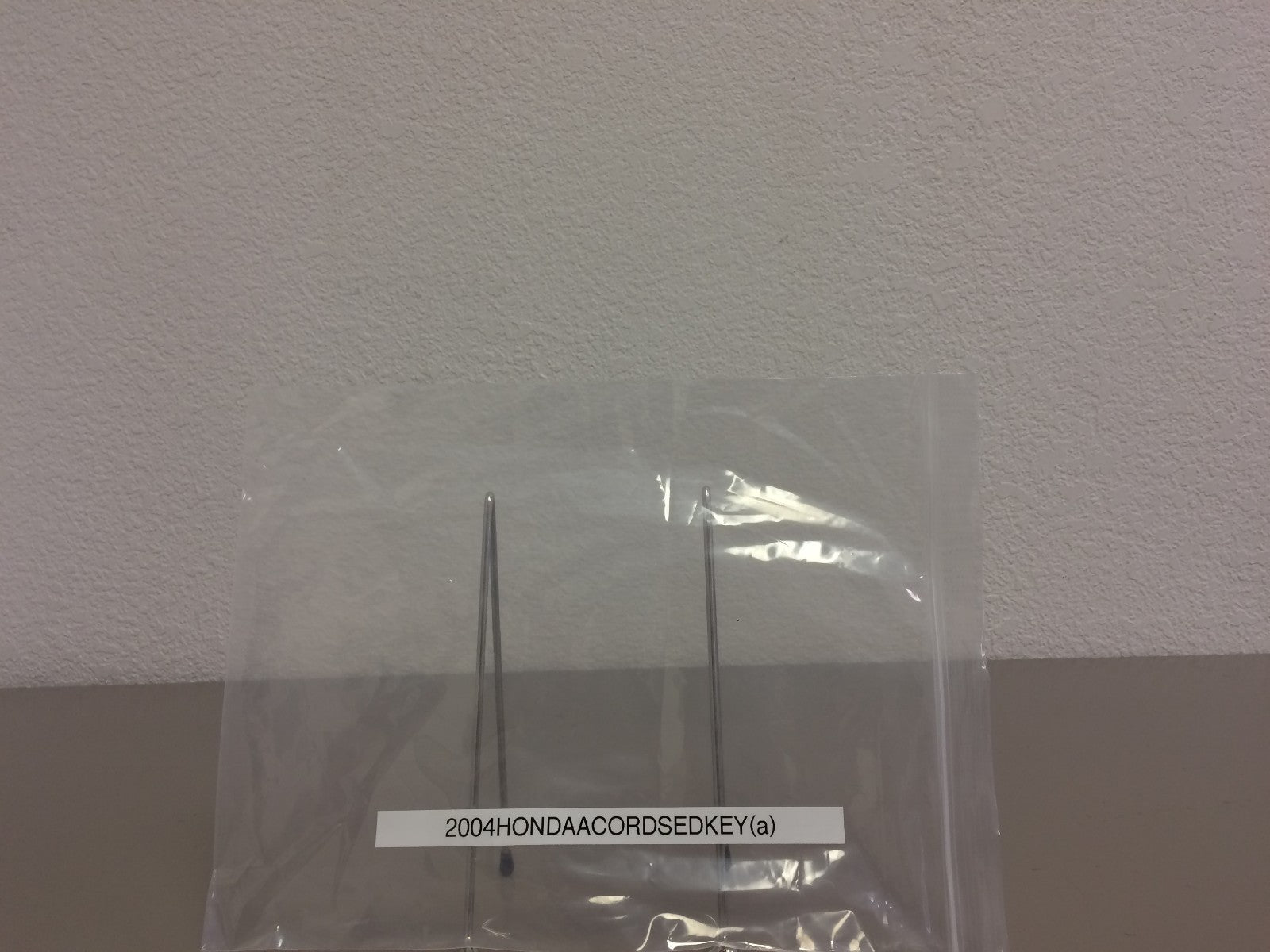 2004 Honda Accord Sedan Genuine OEM Owner's Manual w/Bonus Key FOB-Free Shipping