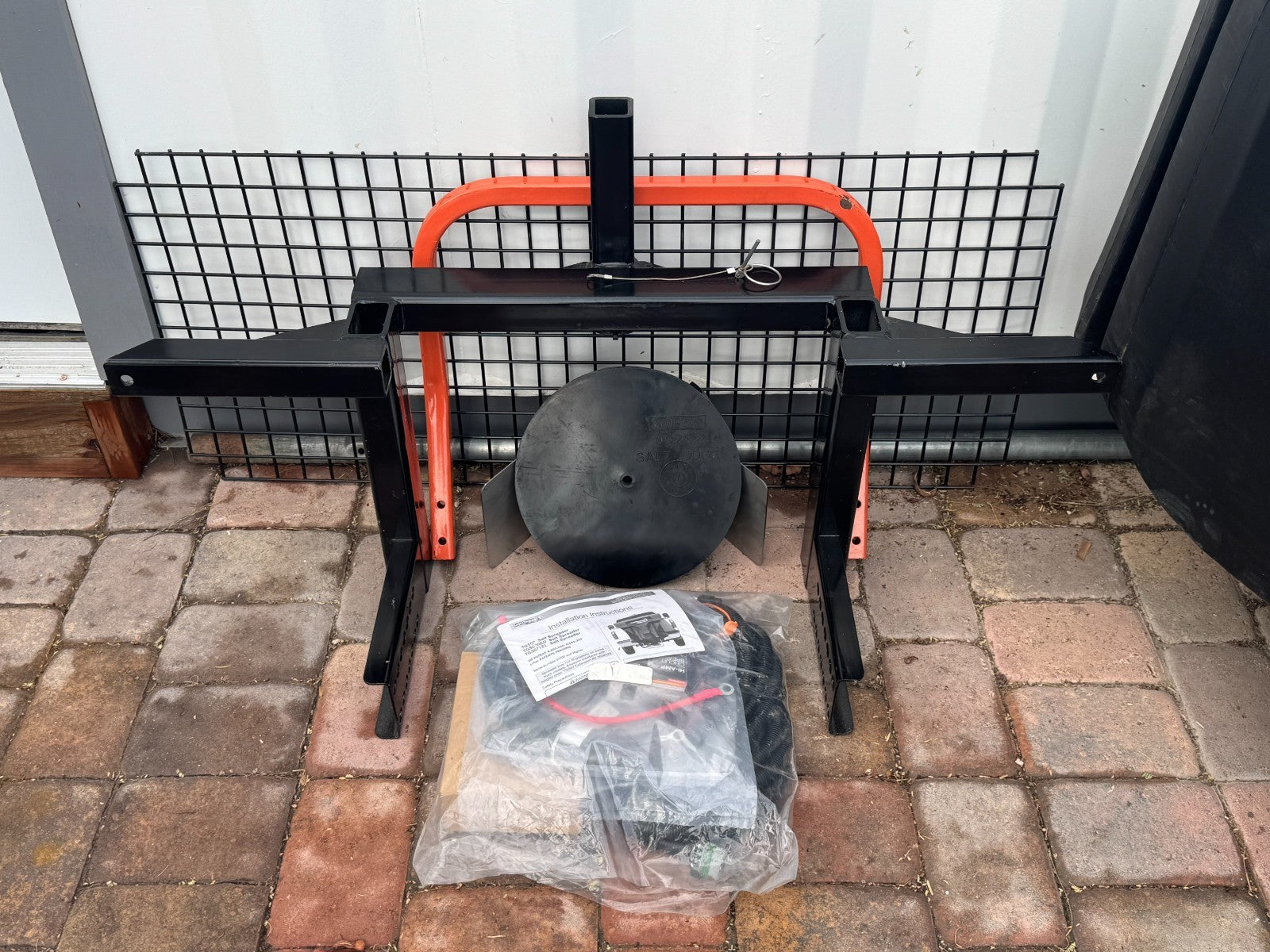 BUYERS SALTDOGG Commercial Pickup Salt Sand Spreader TGS07--End of Season Sale!