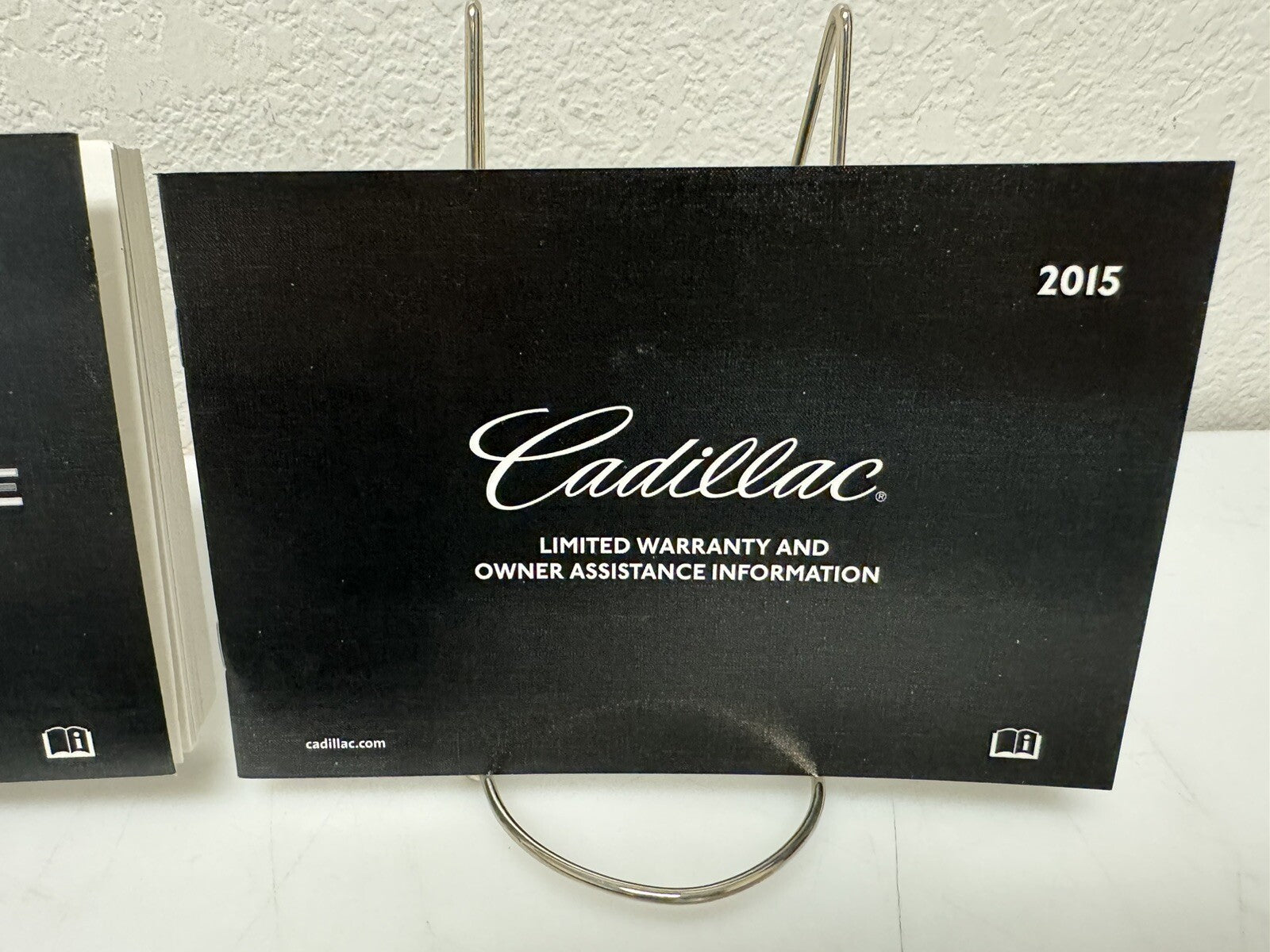 2015 Cadillac Escalade Genuine OEM Owner's Manual Set w/Navigation & Case