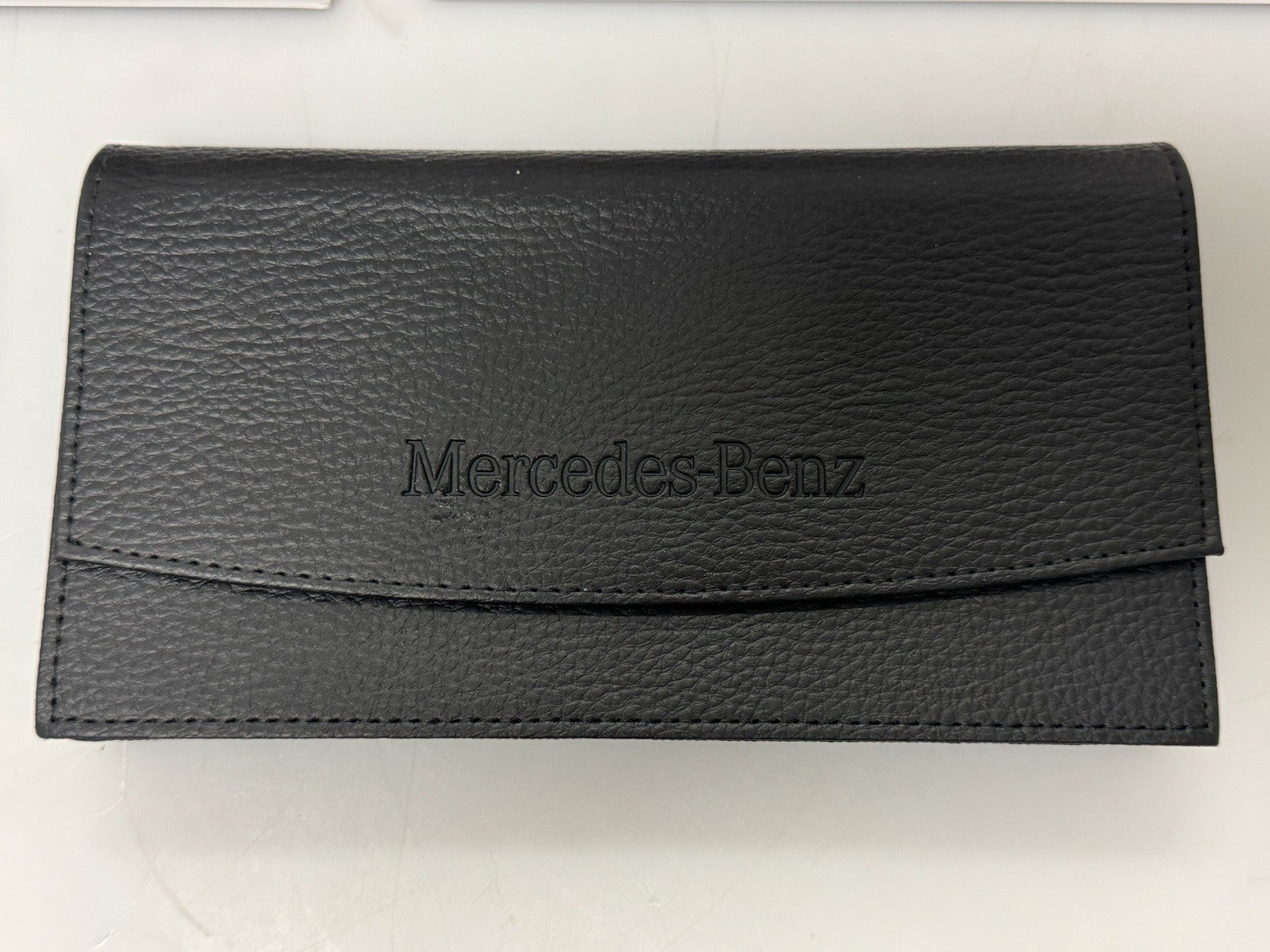 2023 Mercedes-Benz GLB Genuine OEM Owner's Manual Set w/Mercedes Case