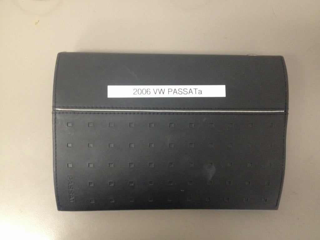2006 VW Passat Genuine OEM Owners Manual Set w/VW Case--Fast Free Shipping!!!