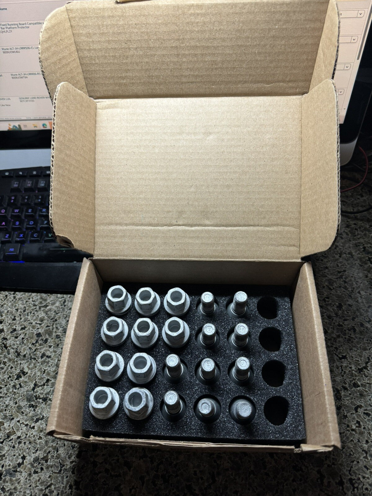 Genuine OEM 2022-2025 Range Rover L460 Sport L461 Wheel Lug Nut Bolts LR153880