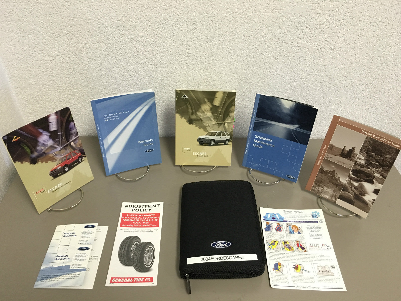 2004 Ford Escape Owner's Manual Genuine OEM Owners Manual Set - Free Shipping