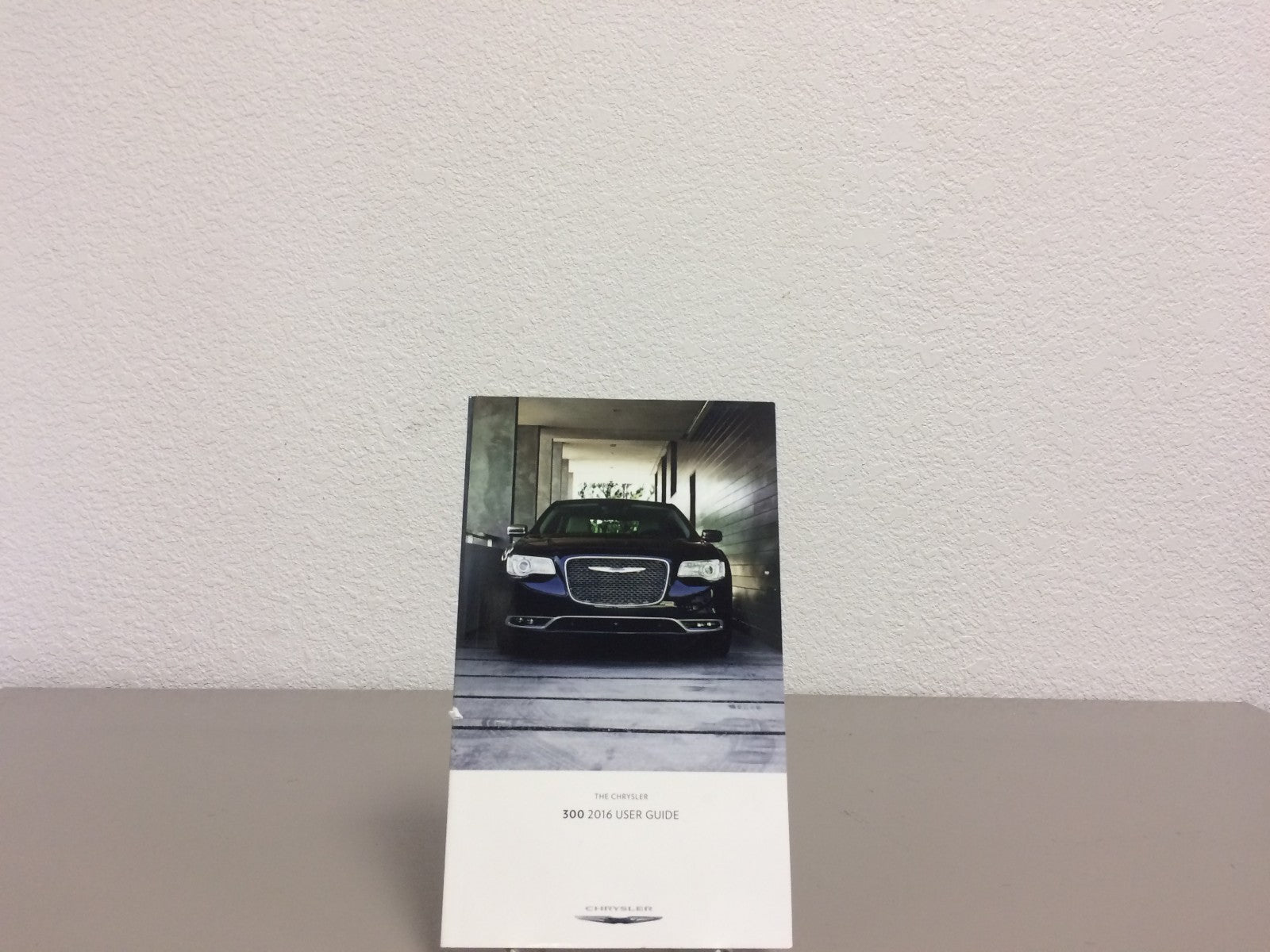 2016 Chrysler 300 Genuine OEM Owner's Manual with Case--Fast Free Shipping!