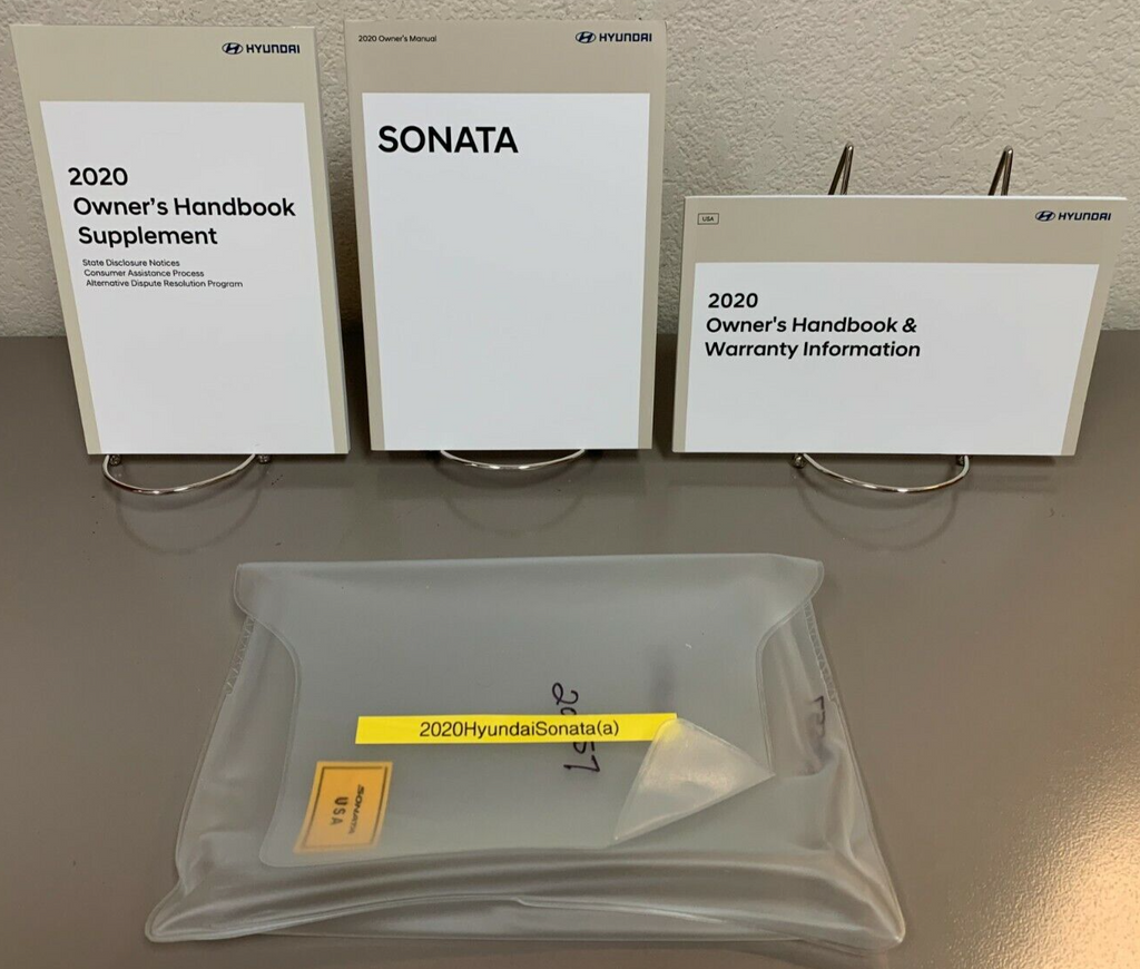 2020 Hyundai Sonata Genuine OEM Owner's Manual Set w/Clear Case-Free Shipping!
