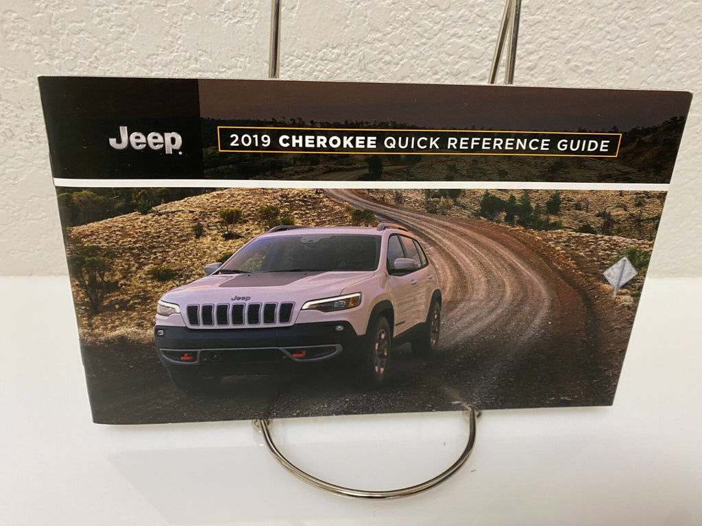 2019 Jeep Cherokee Genuine OEM Owner's Manual Set w/Jeep Case--Free Shipping!