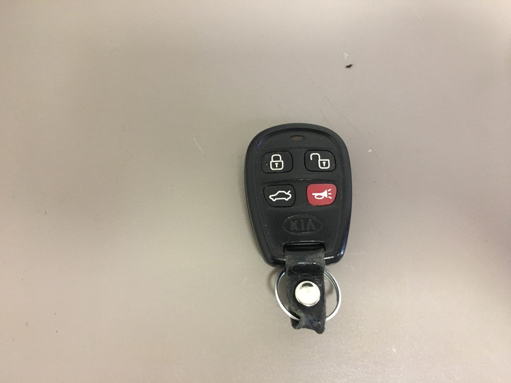 2005 Kia Spectra Genuine OEM Owner's Manual Set w/Case & Bonus Key FOB