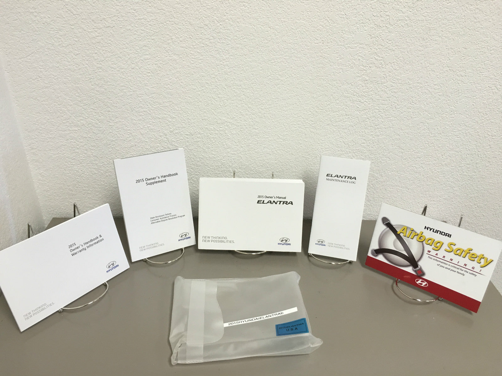2015 Hyundai Elantra Sedan Genuine OEM Owner's Manual Set w/Case-Free Shipping!