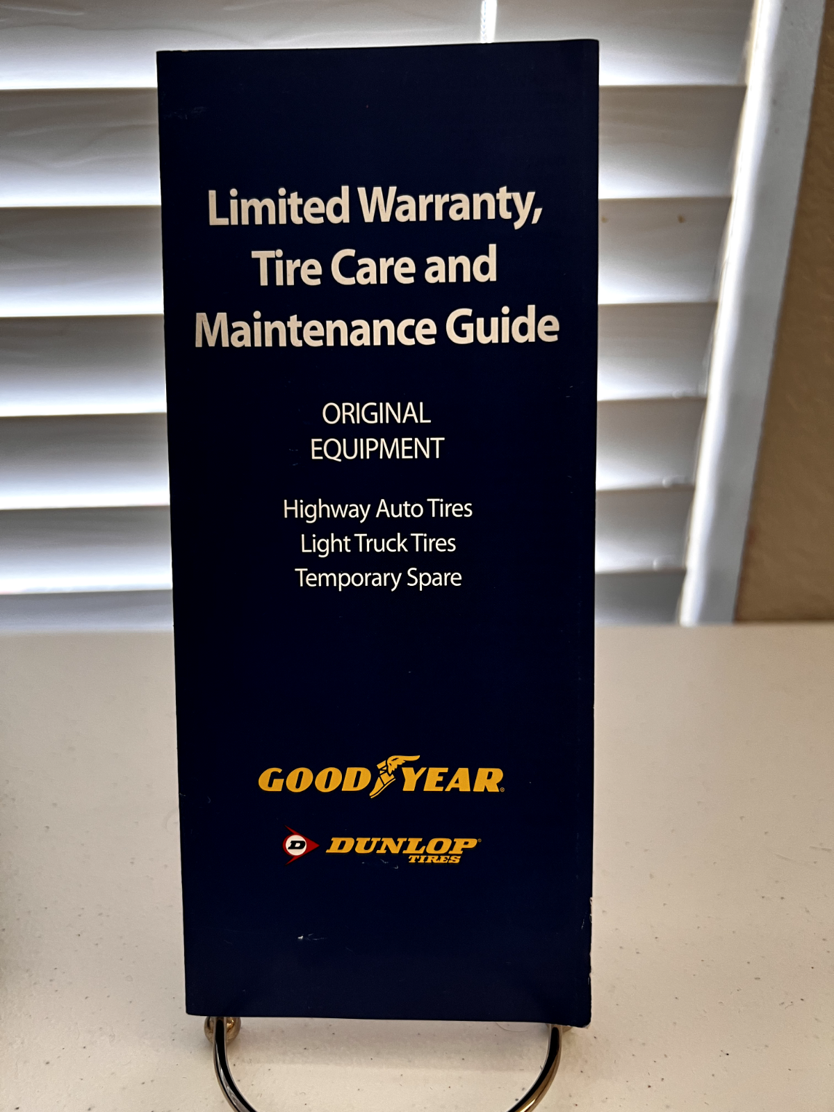 2018 Range Rover Discovery Sport OEM Owner's Manual with supplements and Case.