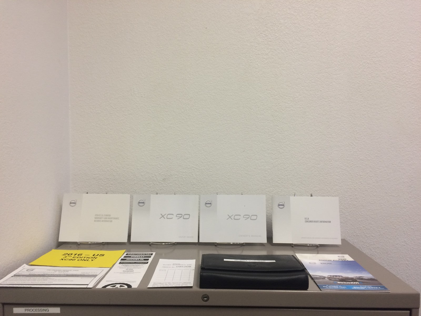 2016 Volvo XC 90 Genuine OEM Owner's Manual Set w/Volvo Case--Free Shipping!