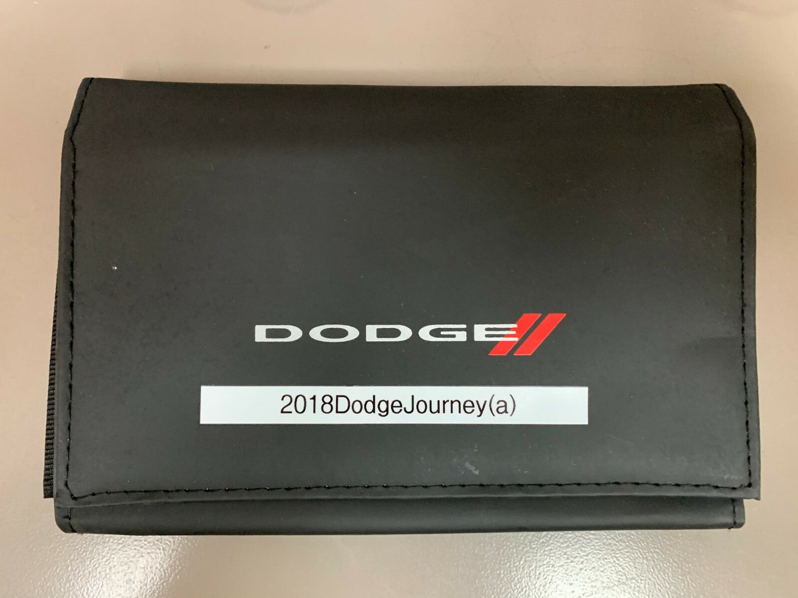 2018 Dodge Journey Genuine OEM Owner's Manual Set w/Dodge Case - Free Shipping!!