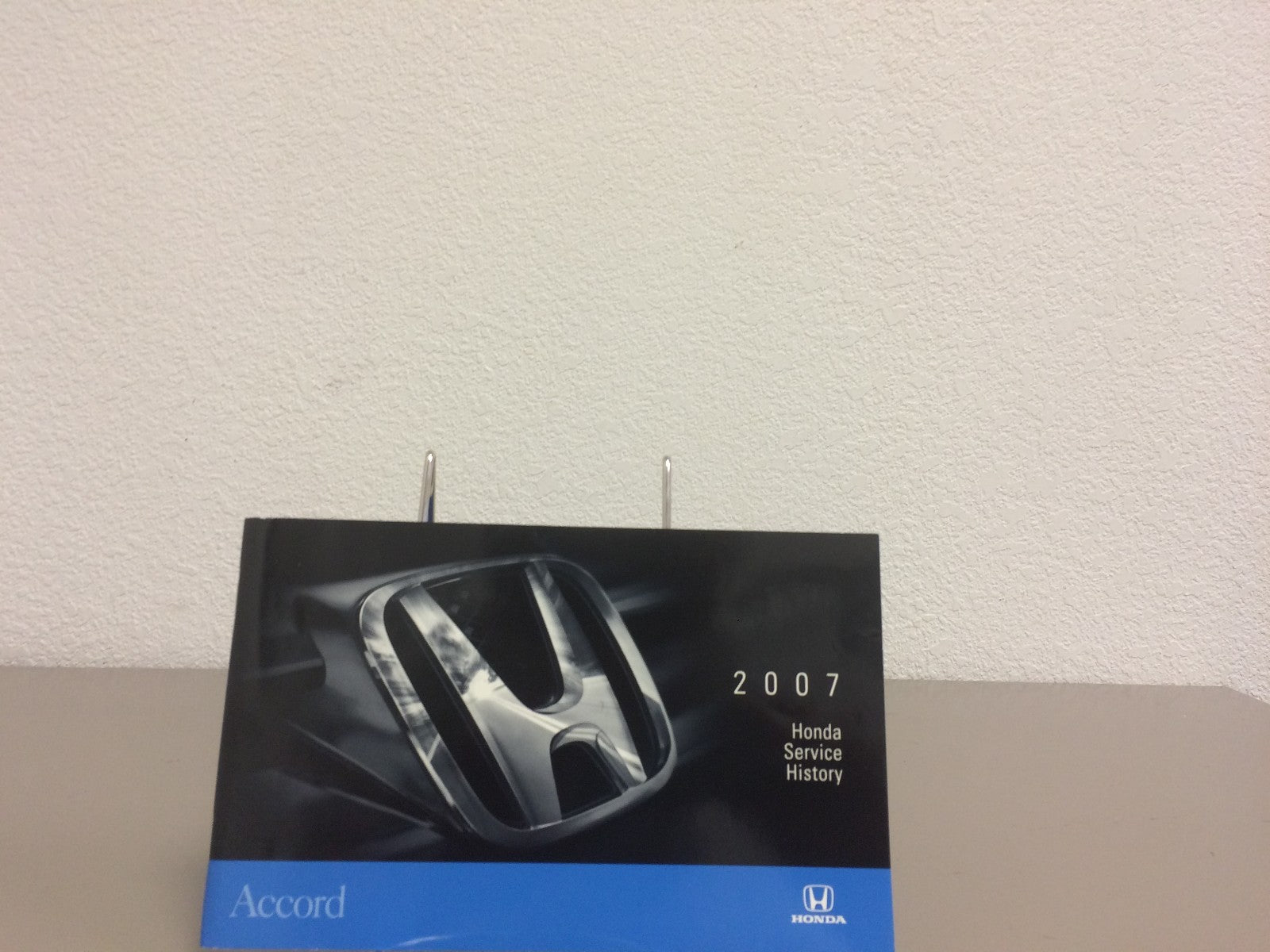 2007 Honda Accord Coupe Genuine OEM Owners Manual Set w/Case & Bonus Key FOB