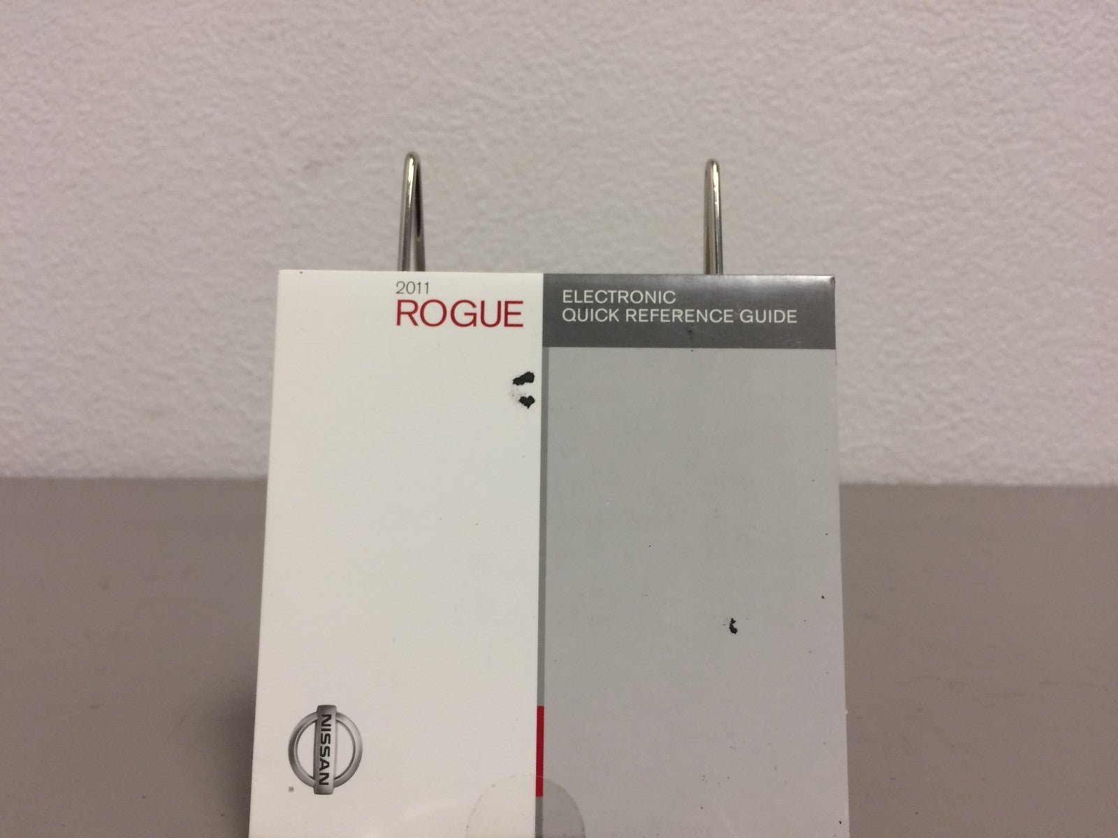 2011 Nissan Rogue Genuine OEM Owner's Manual Set with Case--Fast Free Shipping