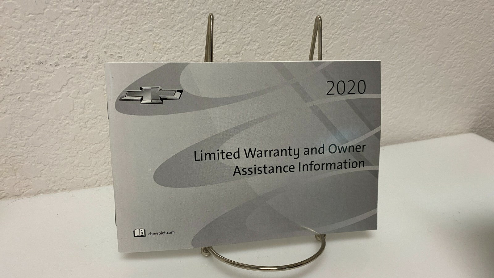 2020 Chevrolet Chevy Malibu Genuine OEM Owner's Manual Set --Free Shipping!