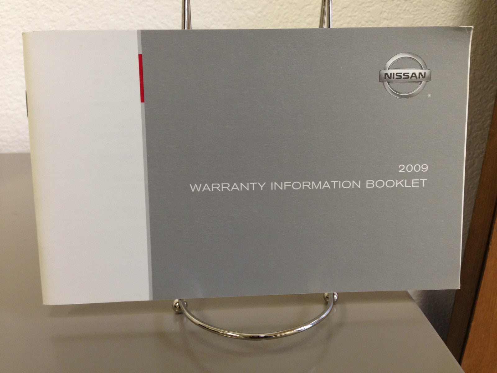 2009 Nissan Quest Genuine OEM Owner's Manual Set with Case - Free Shipping!