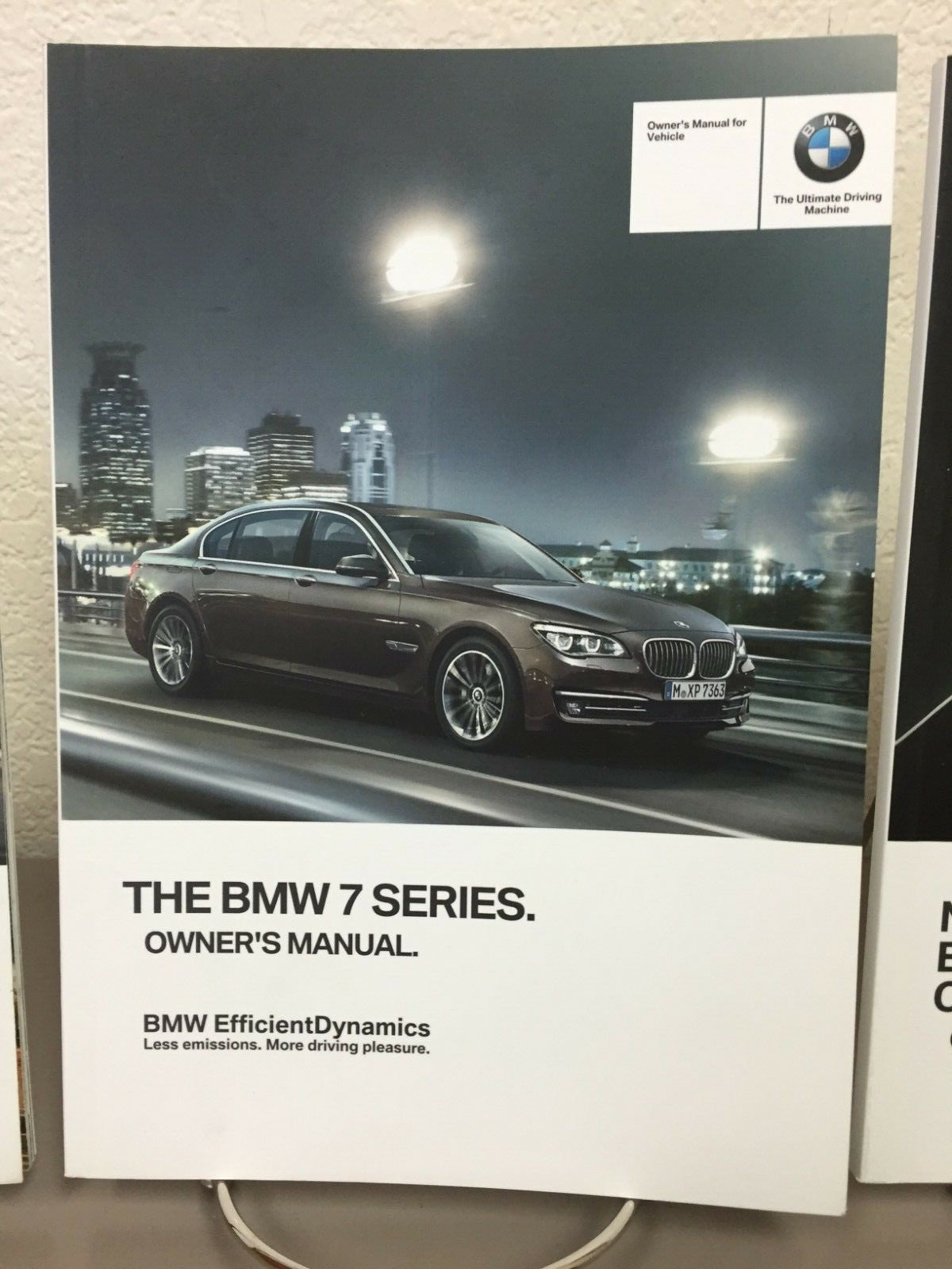 2013 BMW 7 Series 760Li Owner's Manual w/ iDrive & Navigation + Custom V12 Case