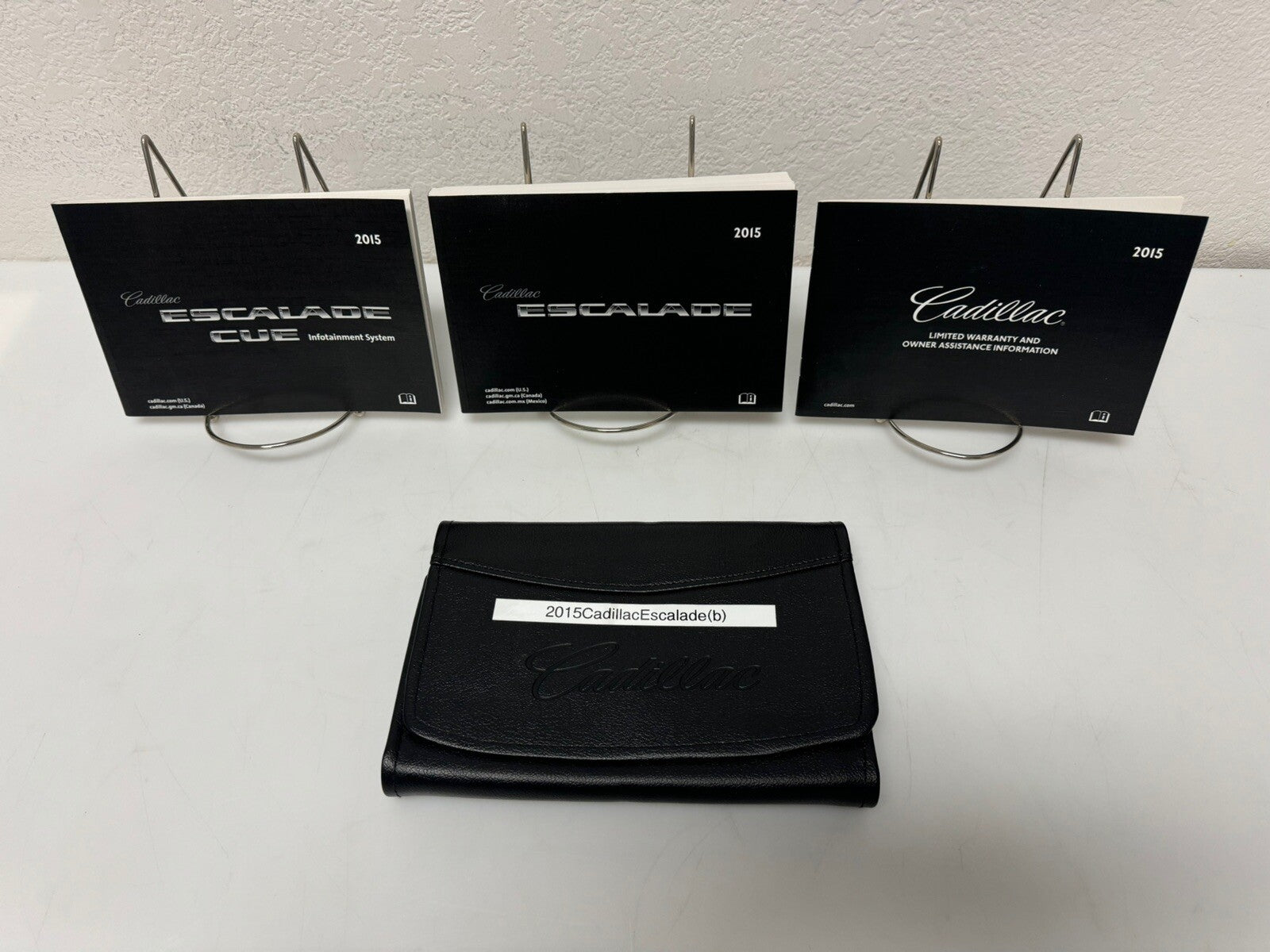 2015 Cadillac Escalade Genuine OEM Owner's Manual Set w/Navigation & Case