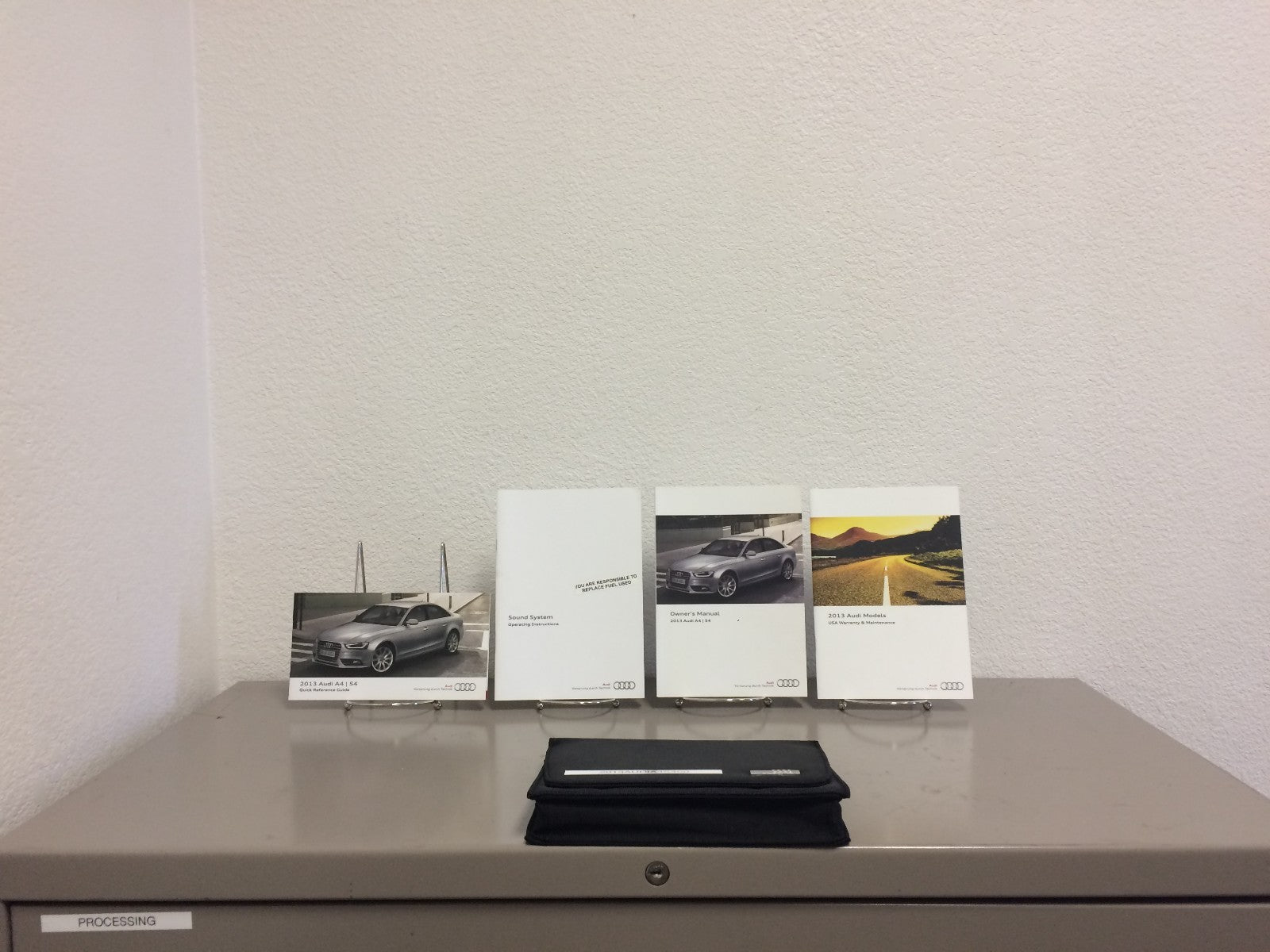 2013 Audi A4 S4 Genuine OEM Owner's Manual Set w/Audi Case--Free Shipping!!!