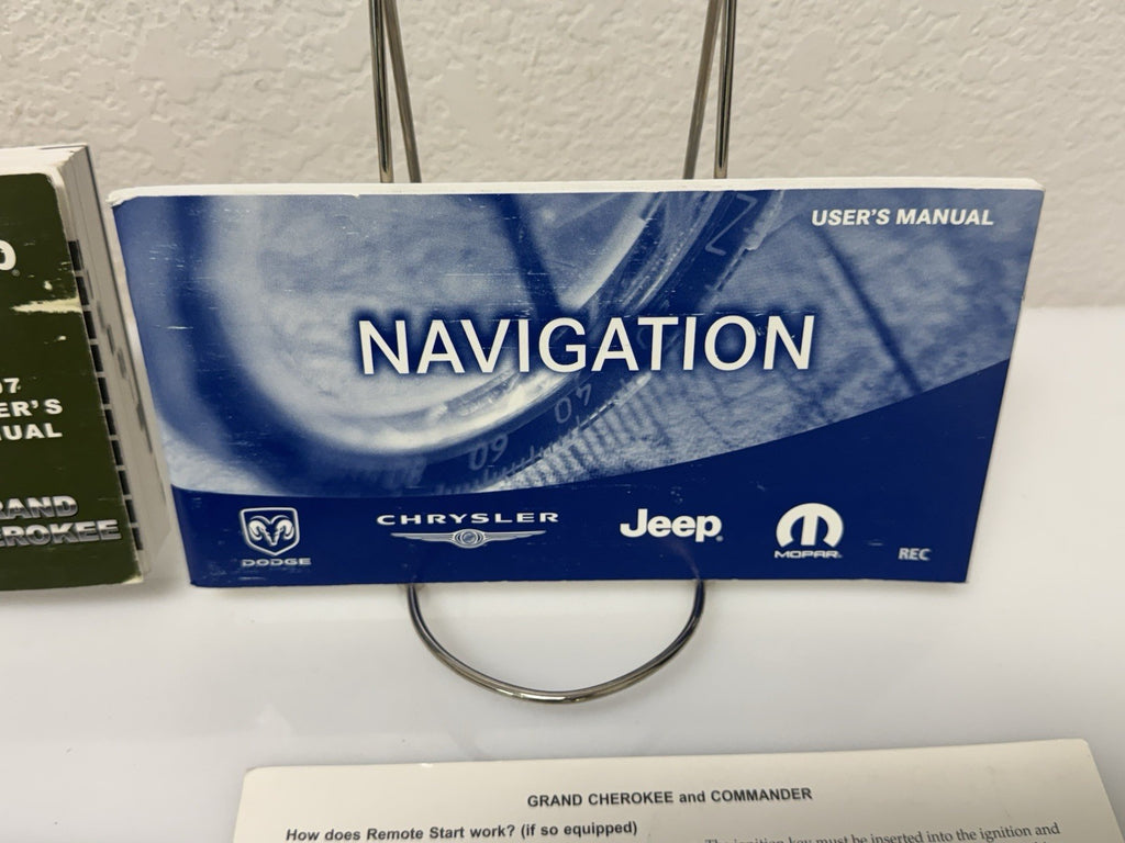 2007 Jeep Grand Cherokee Genuine OEM Owner's Manual Set w/Jeep Case & Navigation