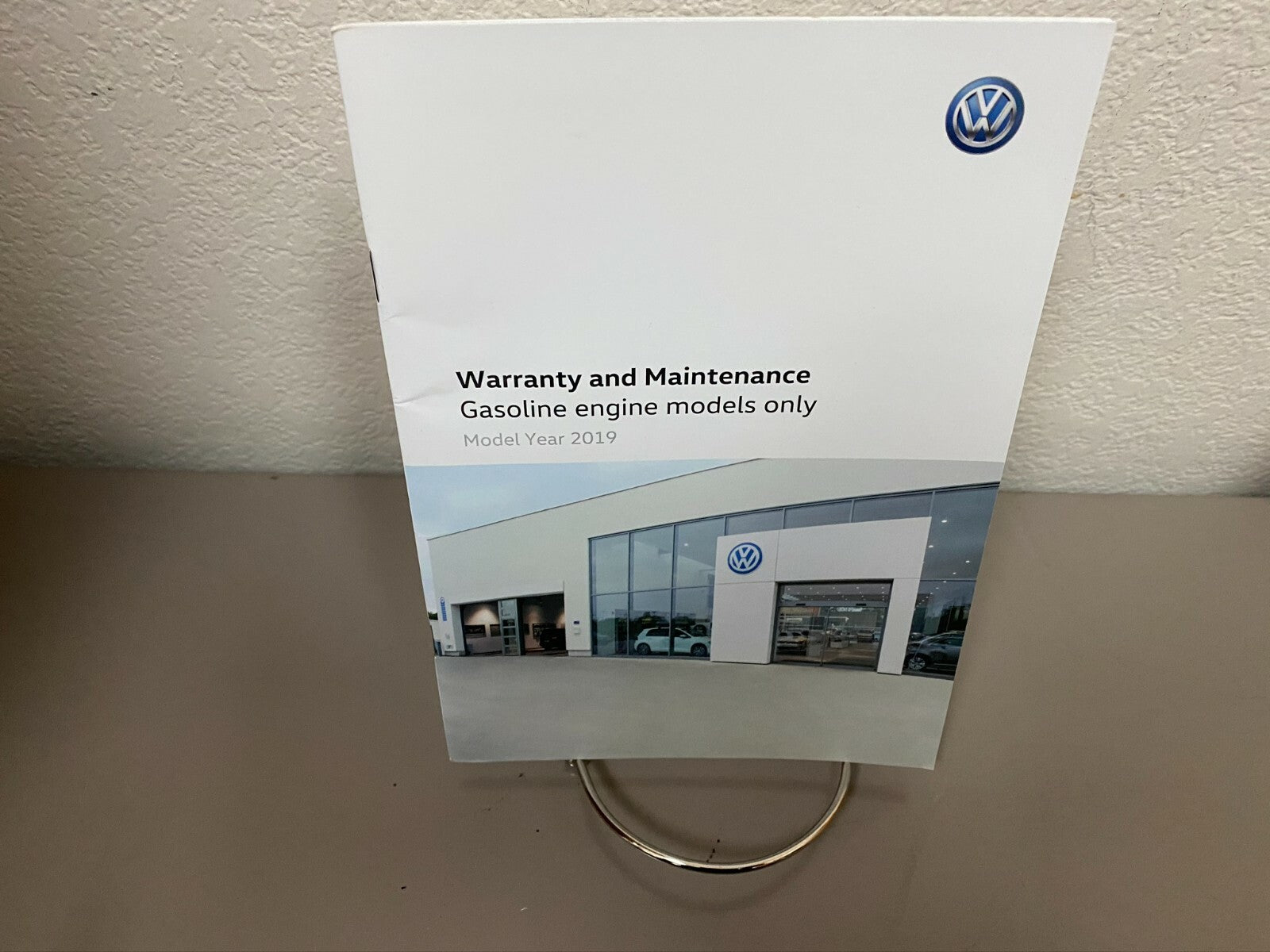 2019 Volkswagen VW Jetta Genuine OEM Owner's Manual Set w/Case -- Free Shipping!