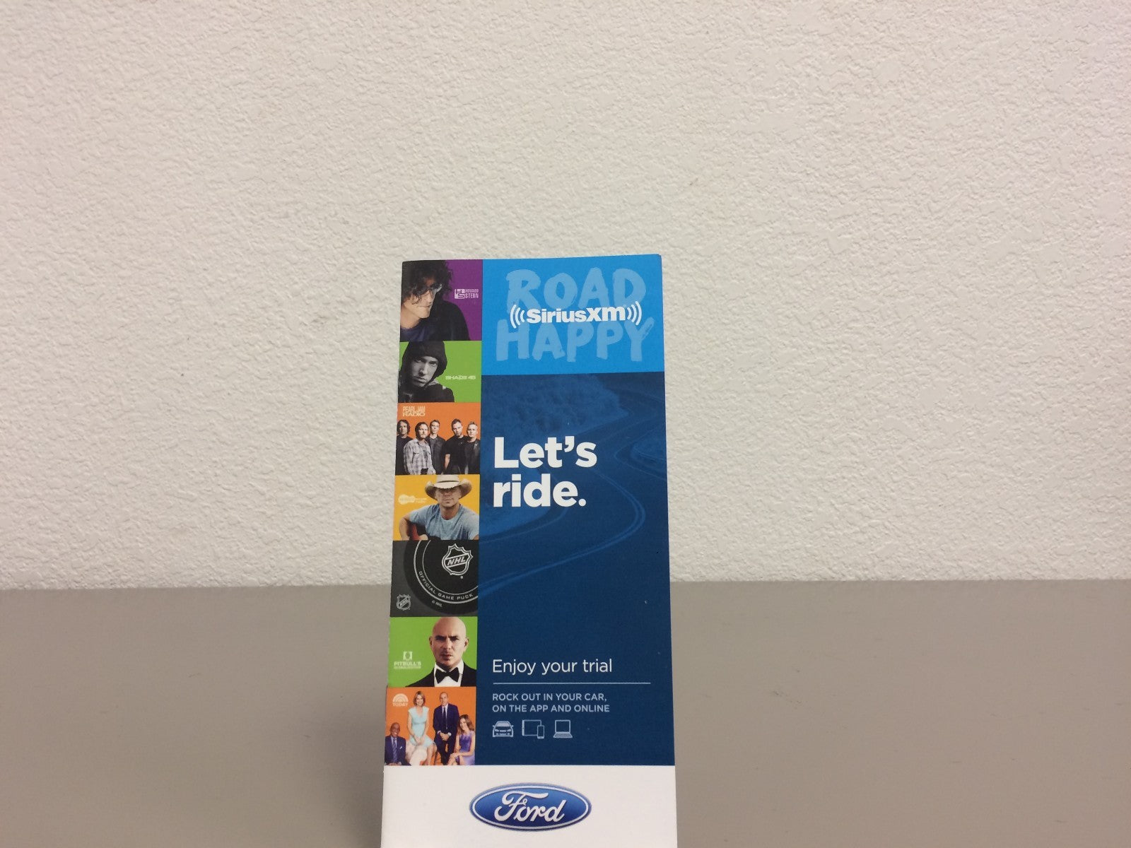 2016 Ford Focus Genuine OEM Owner's Manual Set w/ Supplements and Case