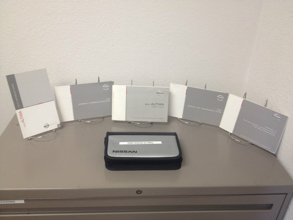 2006 Nissan Altima Genuine OEM Owner's Manual Set with Case--Fast Free Shipping