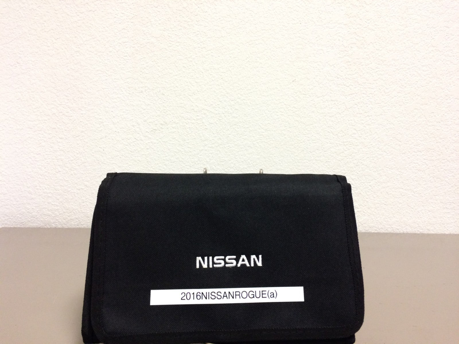 2016 Nissan Rogue Genuine OEM Owner's Manual Set w/Navigation Manual & Case