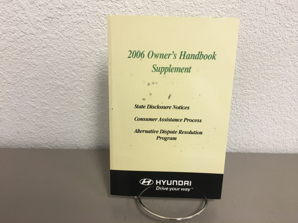 2006 Hyundai Elantra Genuine OEM Owner's Manual Set w/Case & Bonus Key FOB