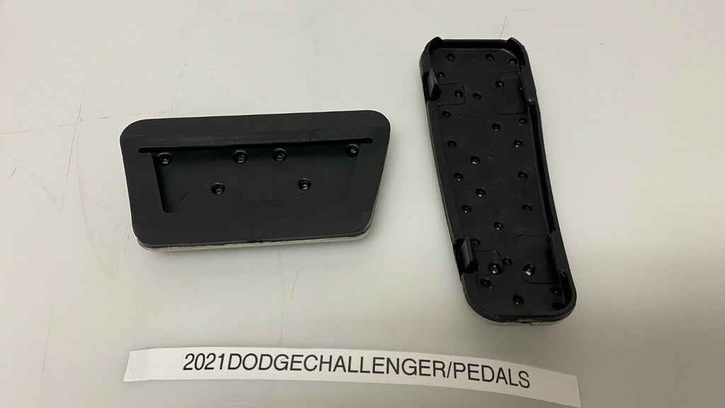 NEW 2021 Dodge Challenger Genuine OEM Owner's Manual Set w/ new Sport Pedals