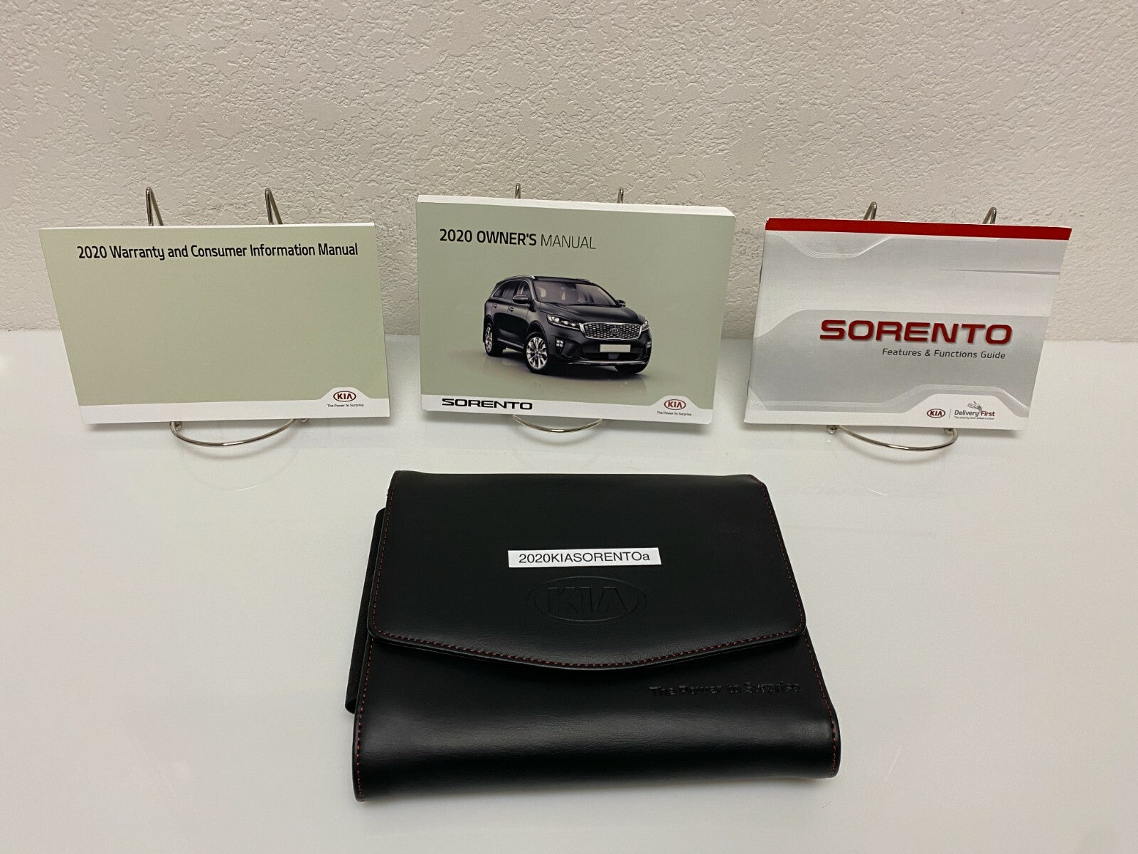 2020 Kia Sorrento Genuine OEM Owner's Manual Set w/Protective Case Free Shipping