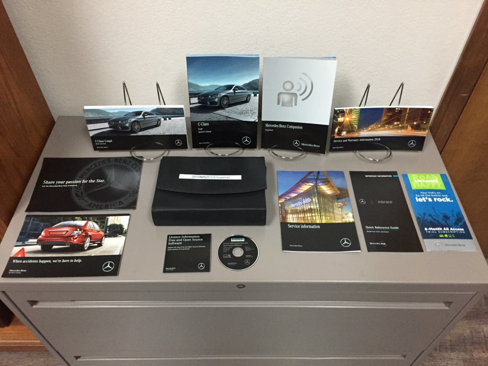 2018 Mercedes-Benz C-Class Coupe Genuine OEM Owner's Manual Set w/Mercedes Case