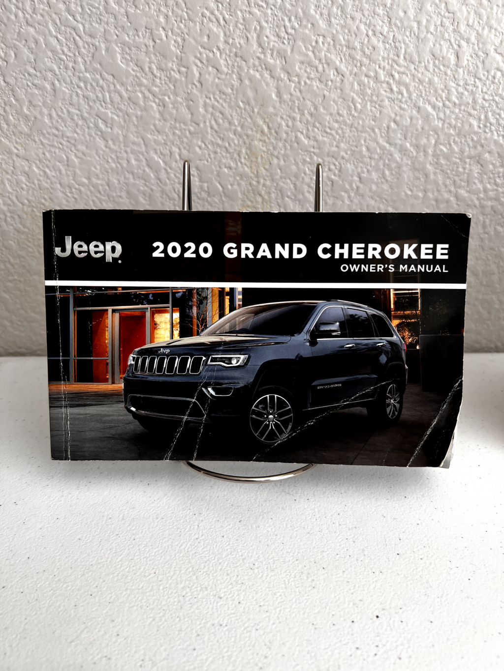 2020 Jeep Grand Cherokee OEM Owner's Manual w/Jeep Case Free Shipping