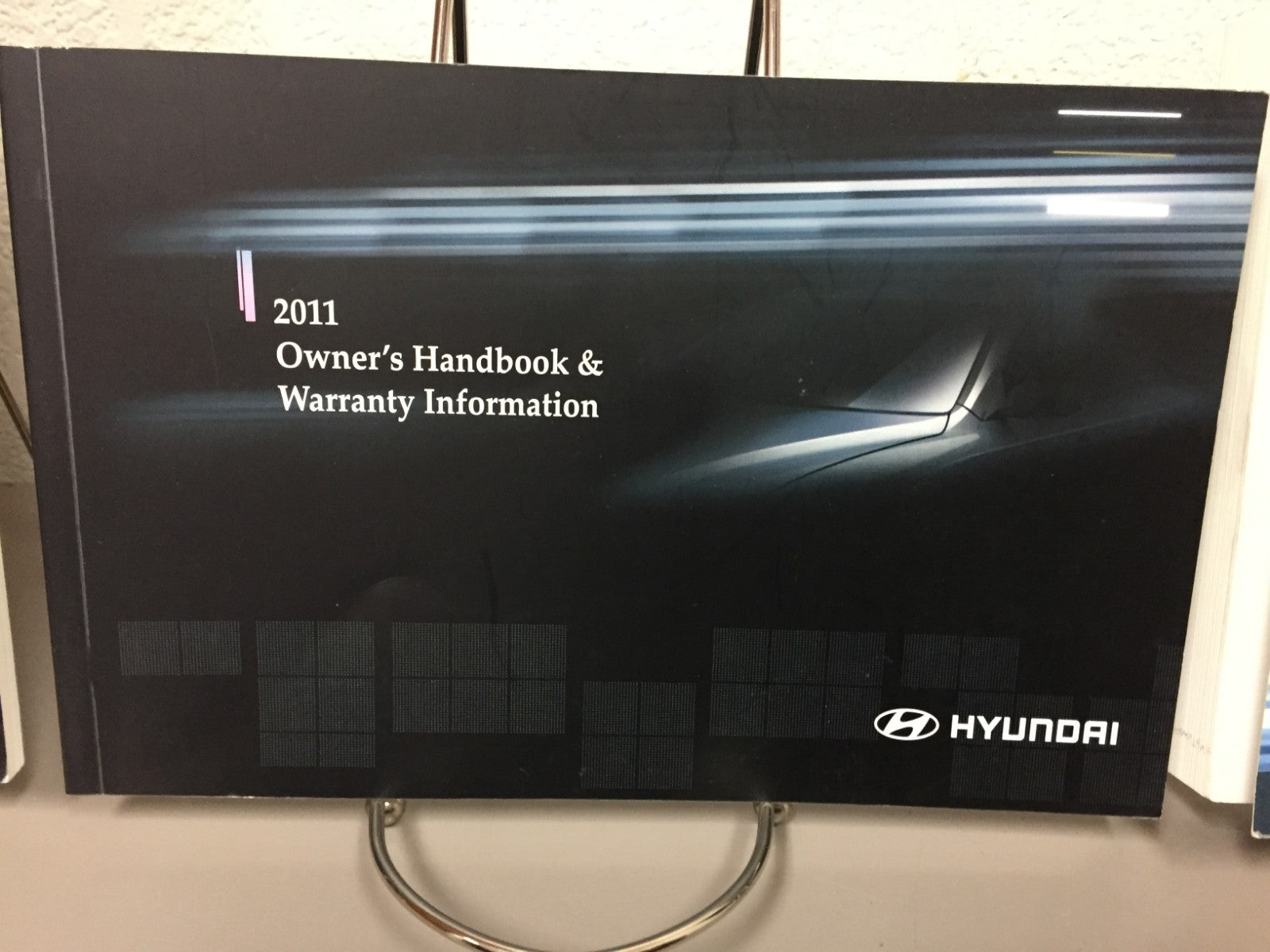2011 Hyundai Tucson Genuine OEM Owner's Manual Set w/Hyundai Case-Free Shipping!