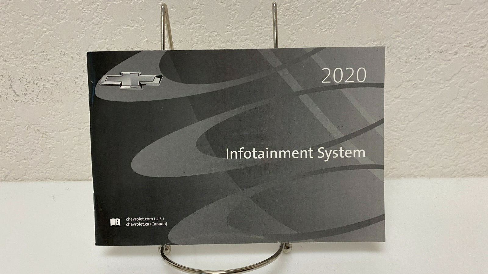 2020 Chevrolet Chevy Malibu Genuine OEM Owner's Manual Set --Free Shipping!