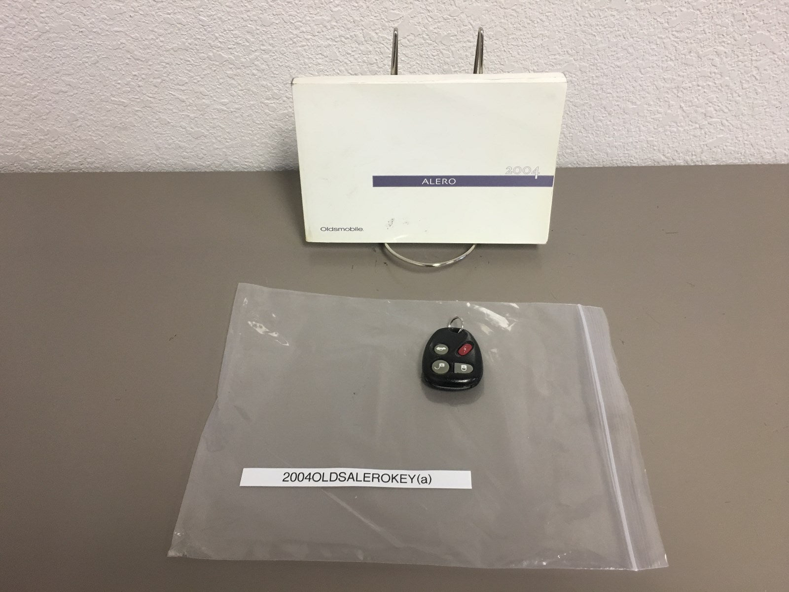 2004 Oldsmobile Alero Genuine OEM Owner's Manual with Bonus Key FOB-Ships Free