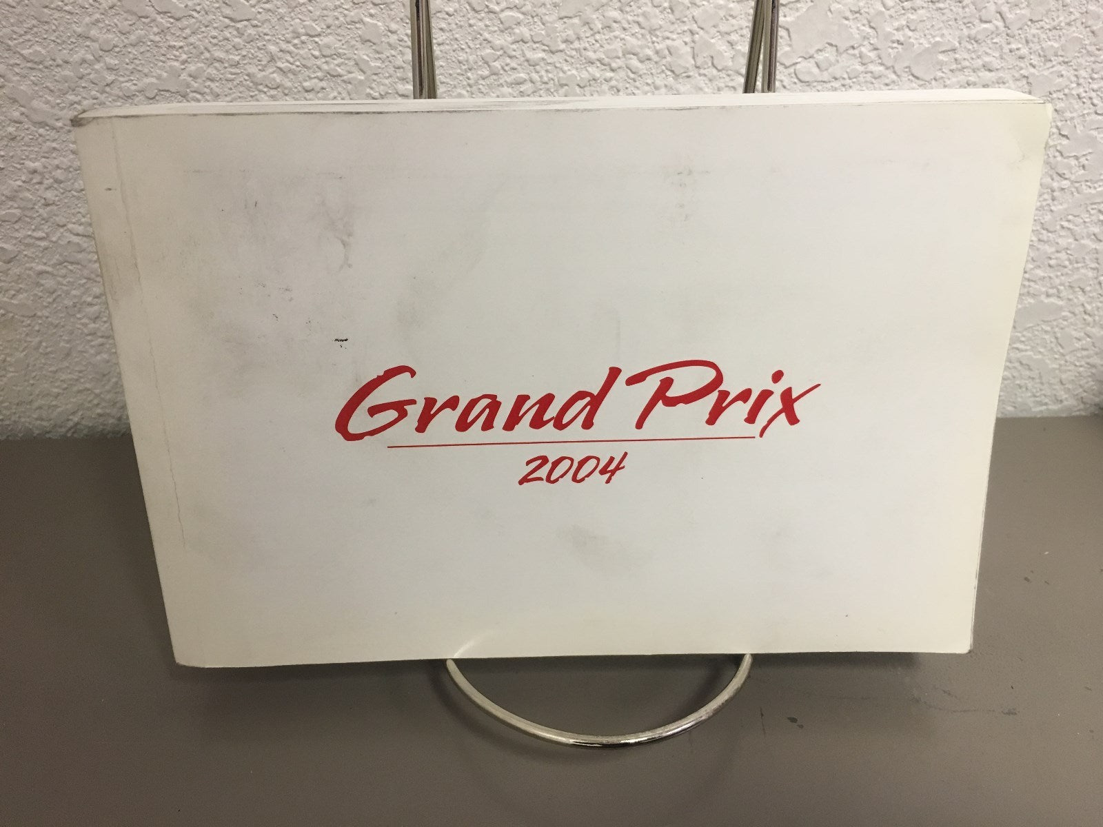 2004 Pontiac Grand Prix Genuine OEM Owner's Manual Set with Case-Free Shipping!