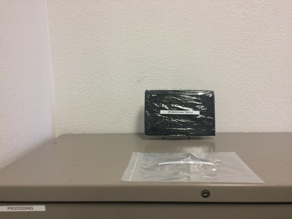 NEW! 2016 Nissan Altima Sedan OEM Owner's Manual & Case-STILL FACTORY SEALED!!!!