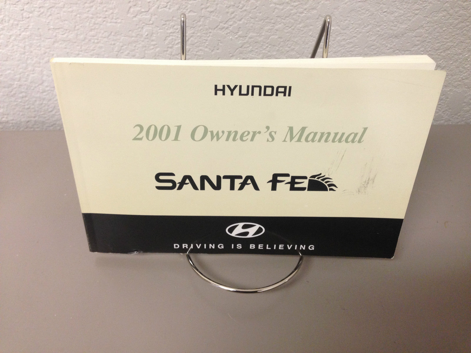 2001 Hyundai Santa Fe Genuine OEM Owner's Manual Set w/Hyundai Case--Ships Free!