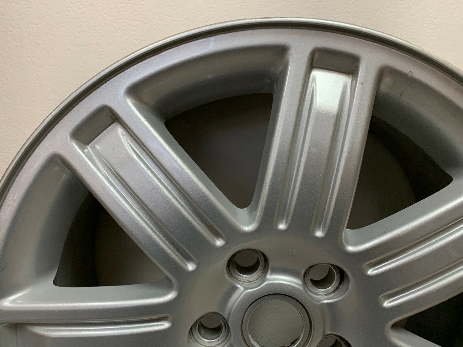 Genuine Factory 19" Range Rover Rim Wheel in Sparkle Silver Finish RRC502640MNH