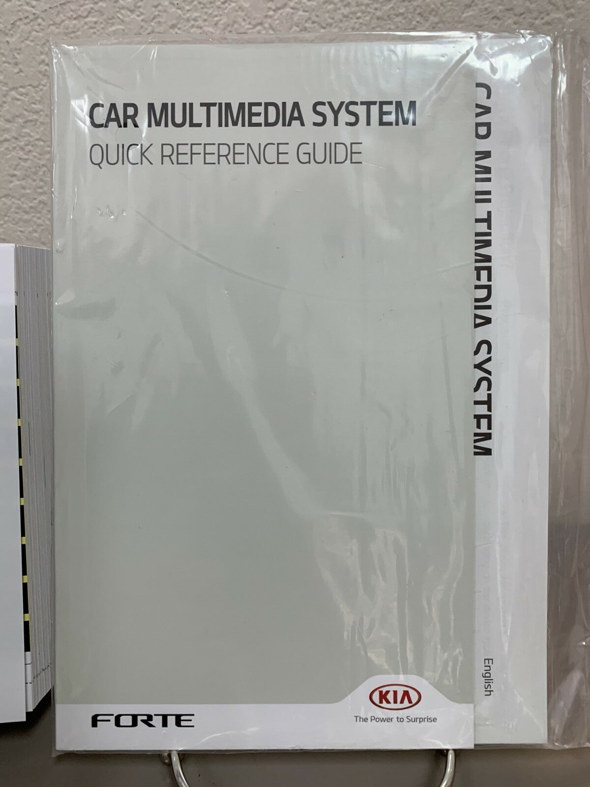 2019 Kia Forte Genuine OEM Owner's Manual Set w/Protective Case--Free Shipping!