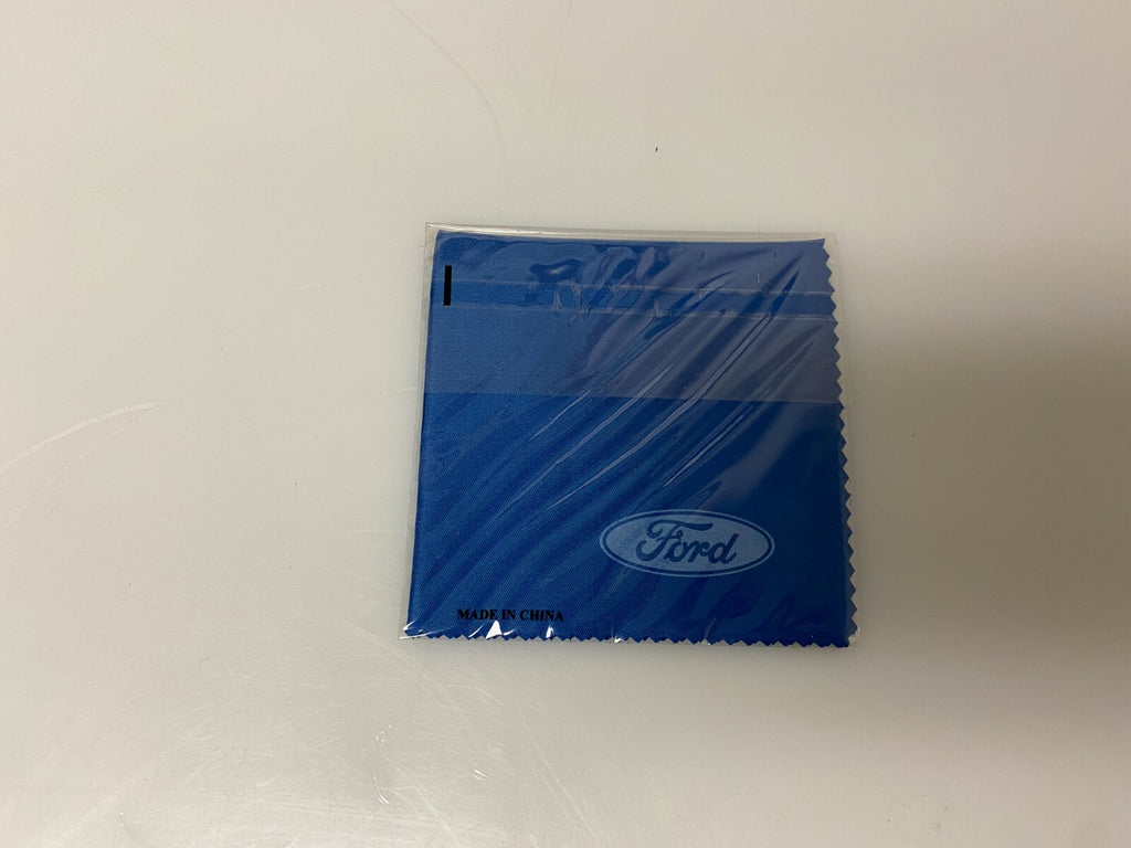 2017 Ford Fusion Genuine OEM Owner's Manual Set w/Ford Case