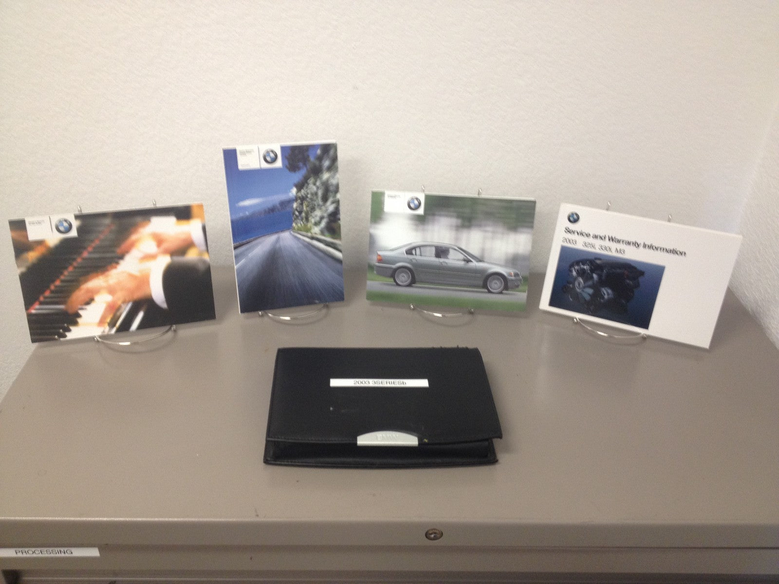 2003 BMW 320i 325i 325xi 330i 330xi OEM Owners Manual- Free Shipping !!!