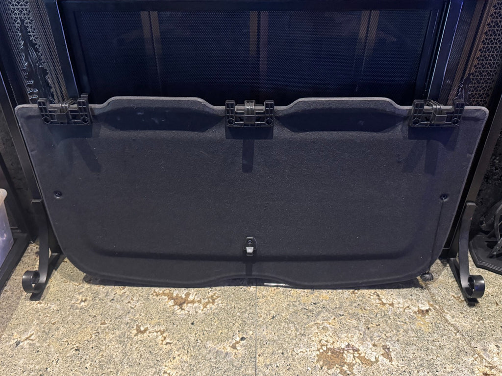 2017-2024 MASERATI LEVANTE GENUINE OEM REAR CARGO COVER PARCEL SHELF TRIM SHADE