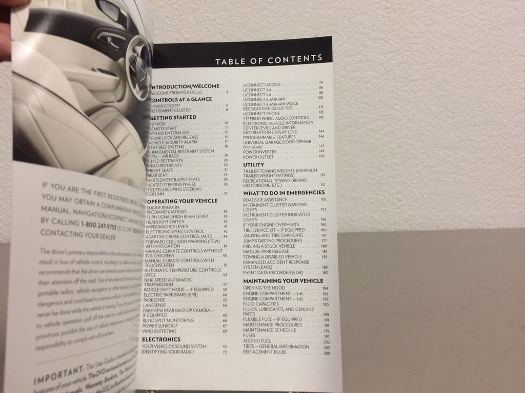2016 Chrysler 200 Genuine OEM Owner's Manual Set w/Case--Free Shipping!!!