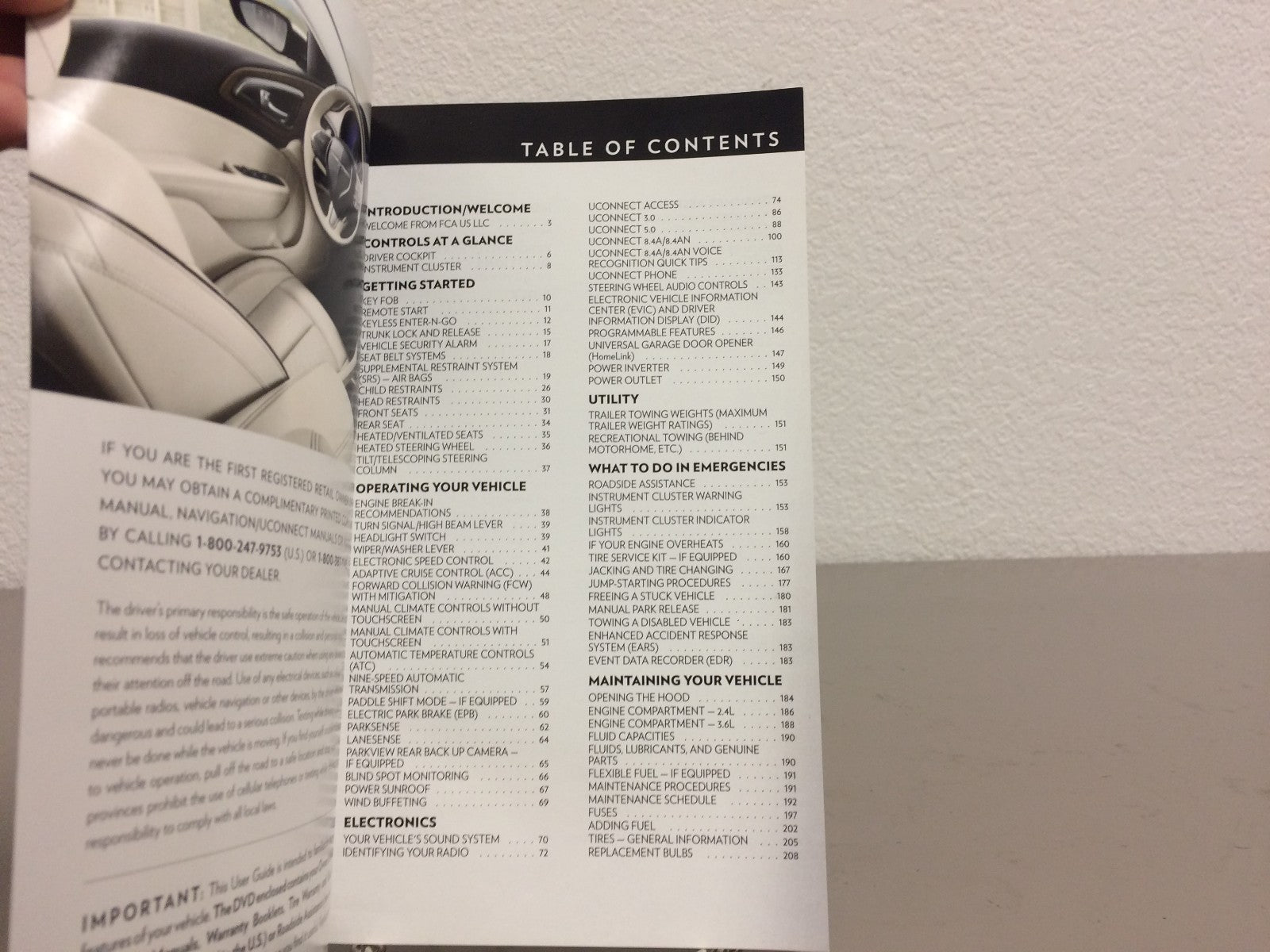 2016 Chrysler 200 Genuine OEM Owner's Manual Set w/Case--Free Shipping!!!