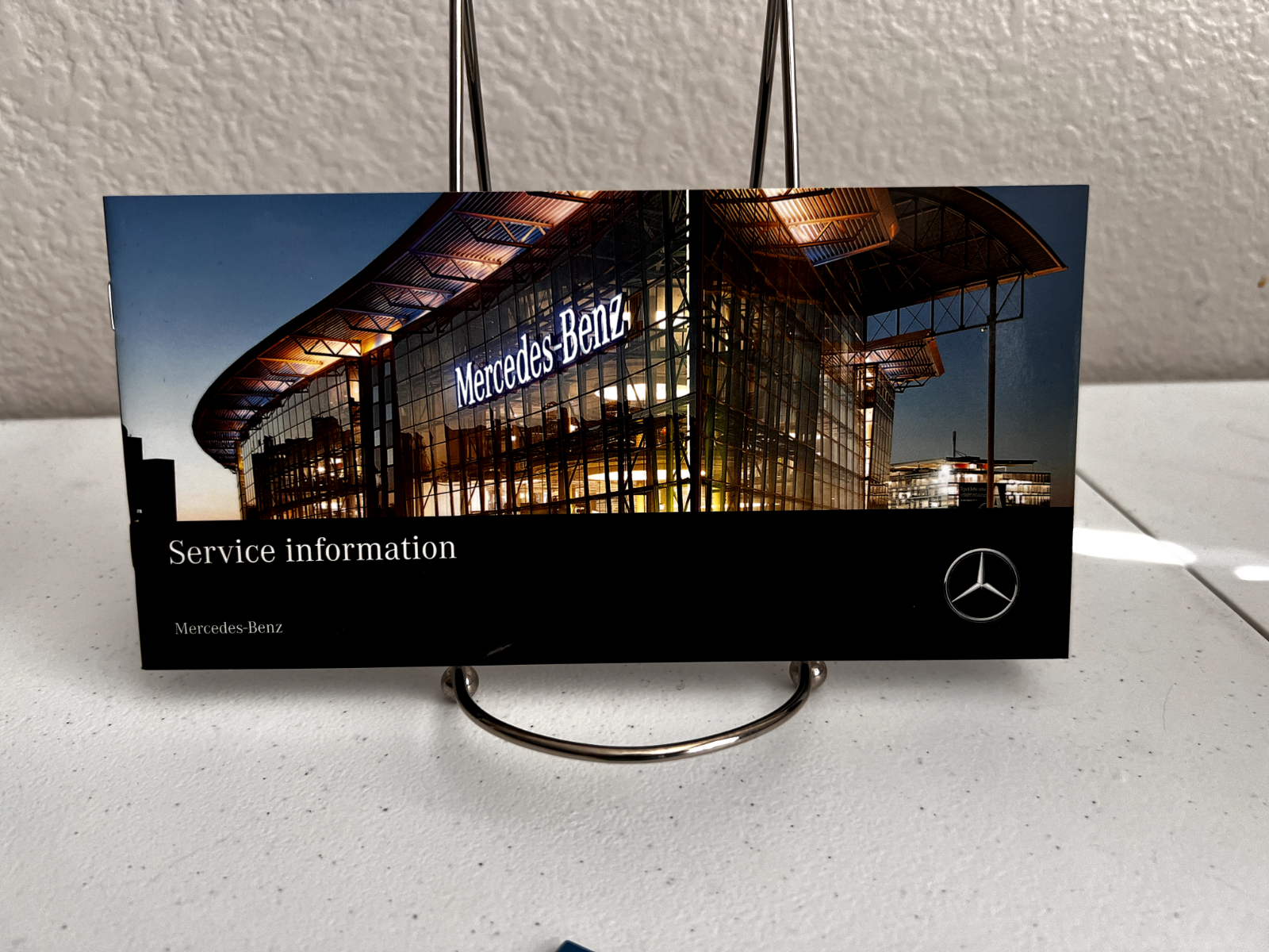 2018 Mercedes-Benz E-Class Coupe Owner's Manual Set w/ supplements and case.